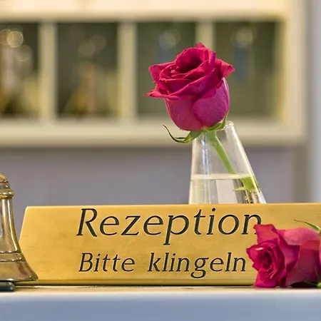 Fuerstenberger Hof 3*