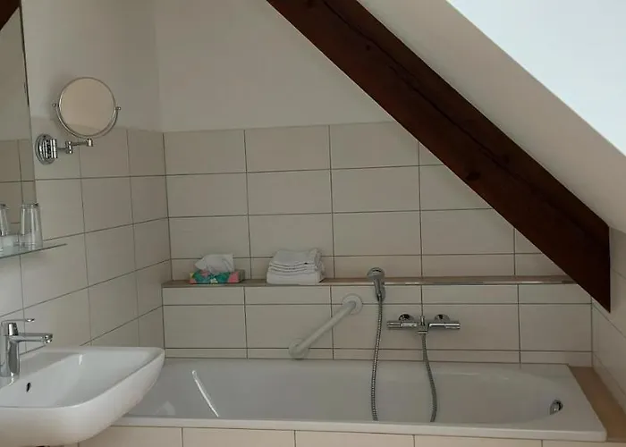 Otel Fuerstenberger Hof 3*