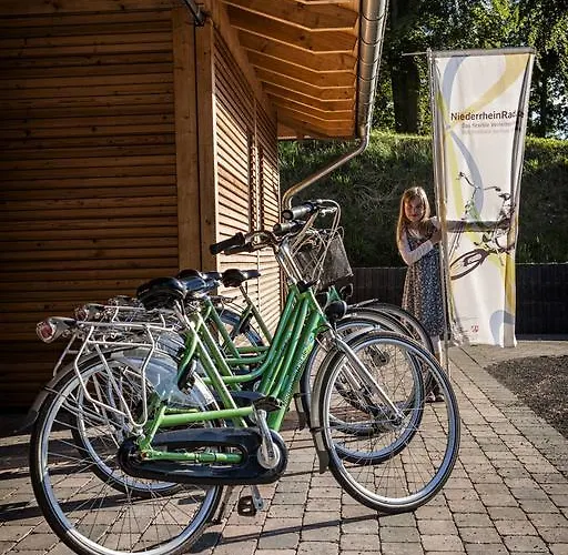 Fuerstenberger Hof 3*